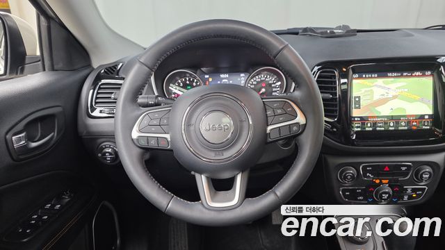 Jeep Compass 2019 — photo 21