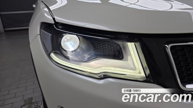 Jeep Compass 2019 — photo 8
