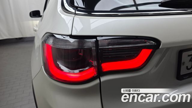 Jeep Compass 2019 — photo 9