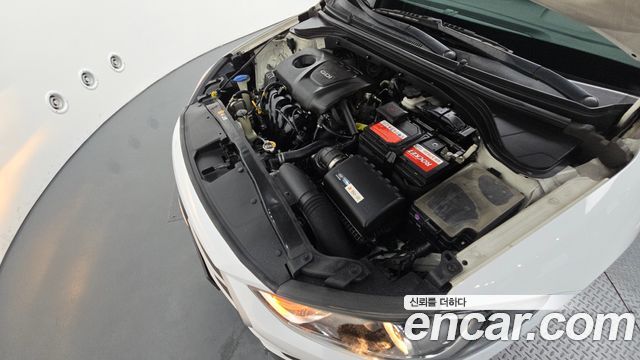 Hyundai AVANTE 2016 — photo 6