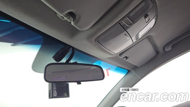 Hyundai AVANTE 2016 — photo 25
