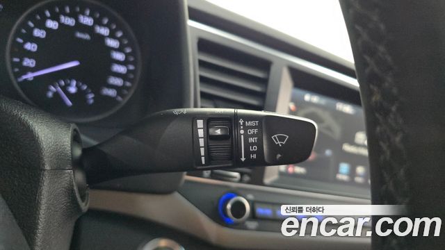 Hyundai AVANTE 2016 — photo 29