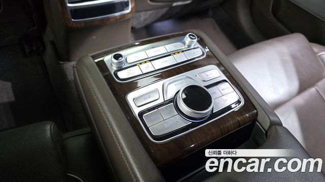 Kia K9 2019 — photo 24