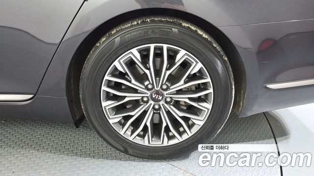 Kia K9 2019 — photo 7