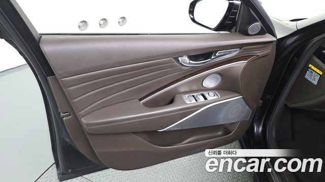 Kia K9 2019 — photo 14