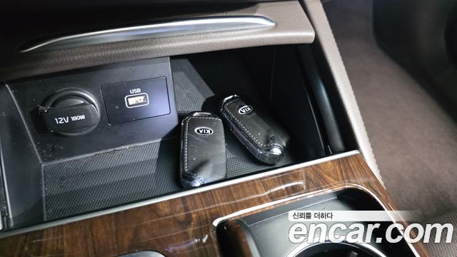 Kia K9 2019 — photo 31