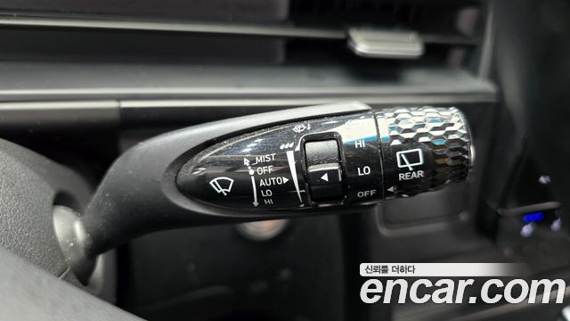 Hyundai Staria 2025 — photo 29