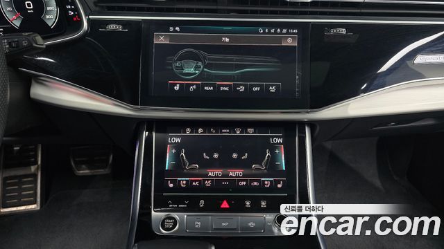 Audi Q8 2021 — photo 21