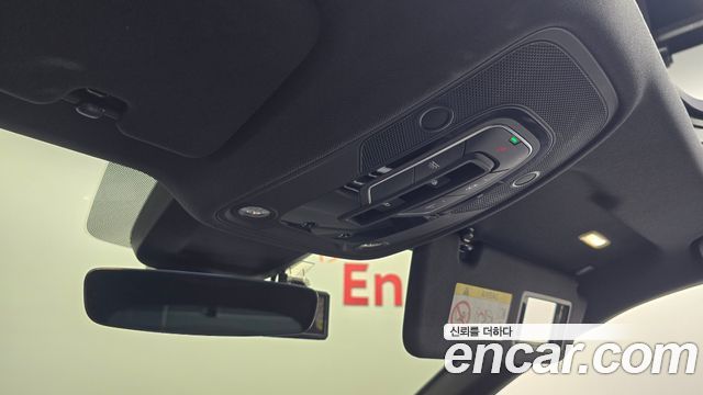 Audi Q8 2021 — photo 30