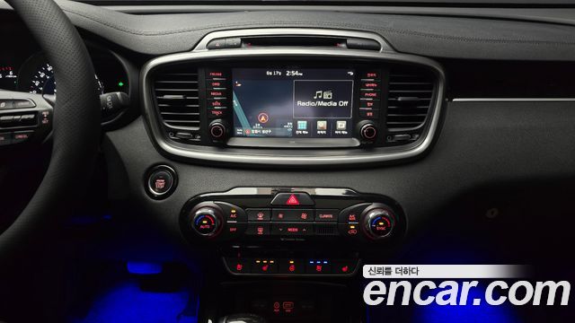 Kia Sorento 2015 — photo 20