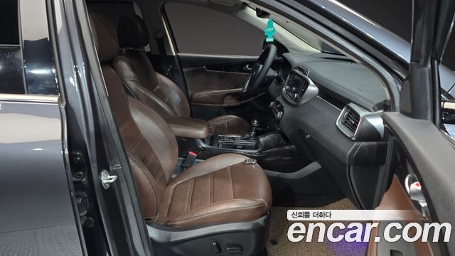 Kia Sorento 2015 — photo 16