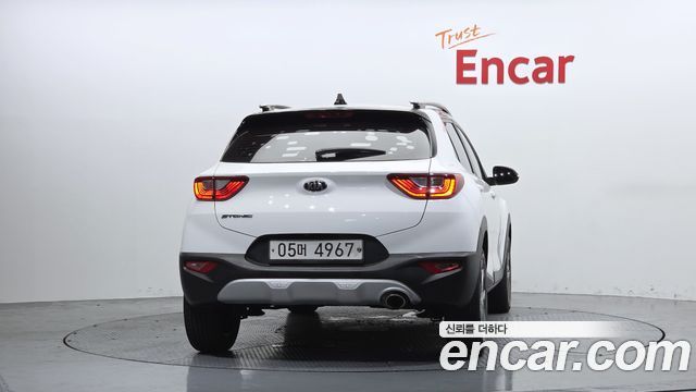 Kia Stonic 2019 — photo 4