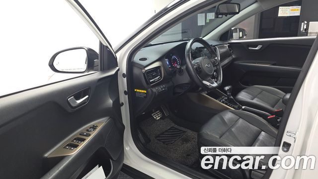 Kia Stonic 2019 — photo 13