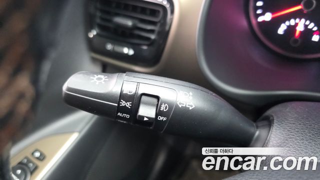 Kia Stonic 2019 — photo 27