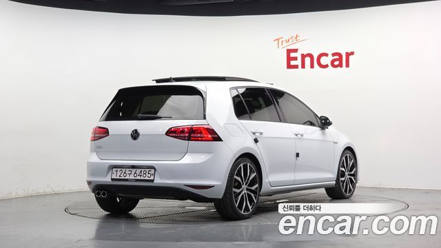 Volkswagen Golf 2016 — photo 2
