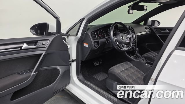 Volkswagen Golf 2016 — photo 10