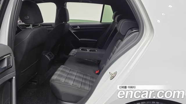 Volkswagen Golf 2016 — photo 12
