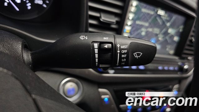 Hyundai AVANTE 2018 — photo 27