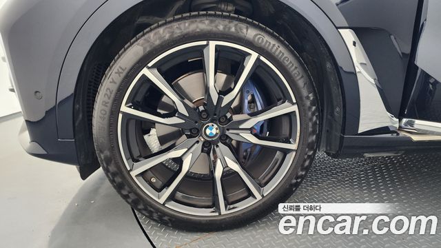 BMW X7 2022 — photo 5