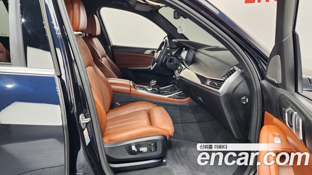 BMW X7 2022 — photo 16
