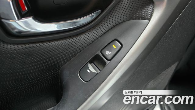 Hyundai AVANTE 2011 — photo 18