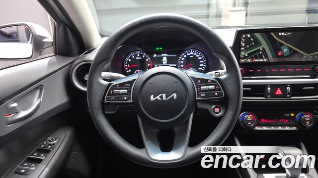 Kia K3 2022 — photo 13
