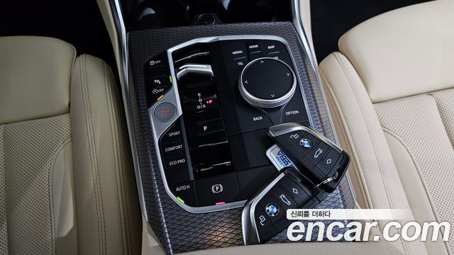 BMW 3-Series 2024 — photo 12