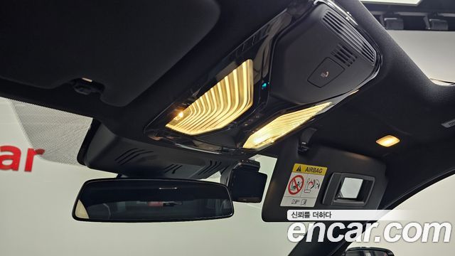 BMW 3-Series 2024 — photo 23