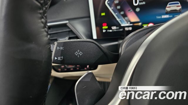 BMW 3-Series 2024 — photo 34