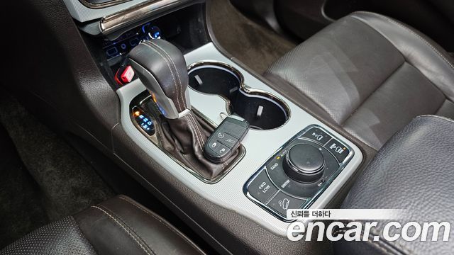 Jeep Cherokee 2018 — photo 9