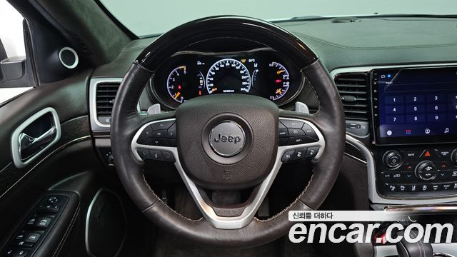 Jeep Cherokee 2018 — photo 13