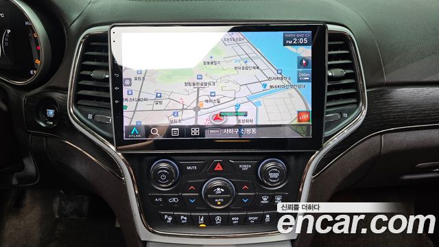 Jeep Cherokee 2018 — photo 14