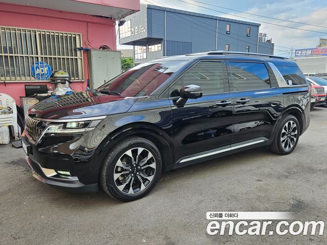 Kia Canival 2022 — photo 3