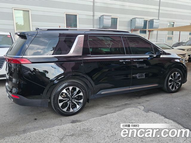 Kia Canival 2022 — photo 5