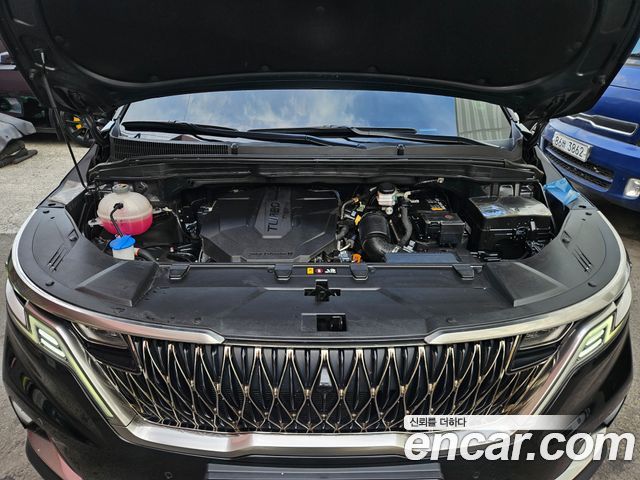 Kia Canival 2022 — photo 7