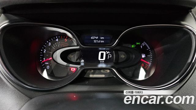 Renault Korea QM3 2018 — photo 11