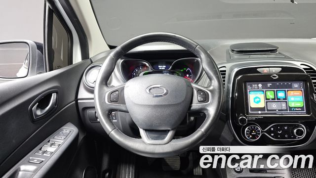 Renault Korea QM3 2018 — photo 19