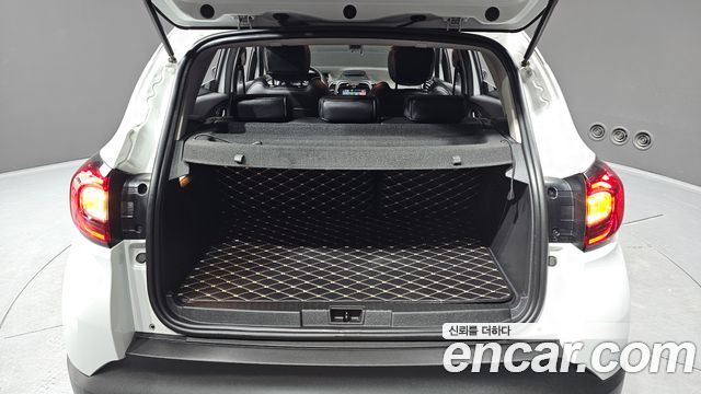 Renault Korea QM3 2018 — photo 26