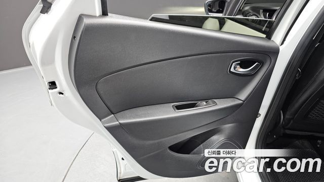 Renault Korea QM3 2018 — photo 15