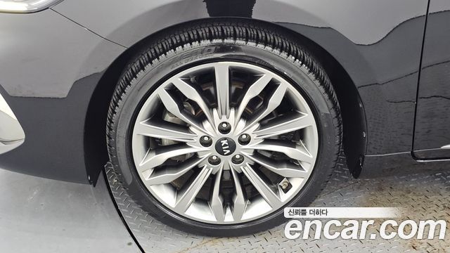 Kia K7 2020 — photo 5