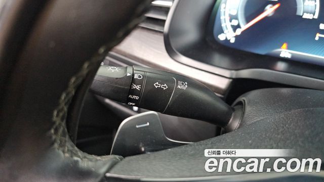 Kia K7 2020 — photo 29