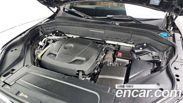 Volvo XC90 2020 — photo 6