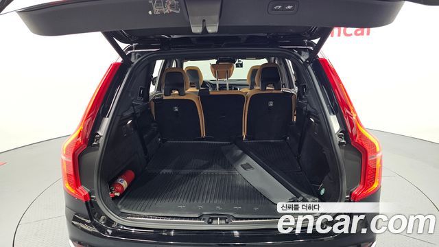 Volvo XC90 2020 — photo 20