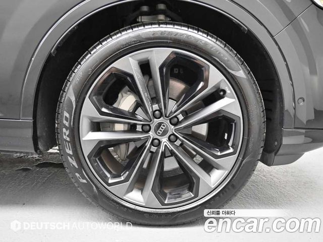 Audi Q7 2025 — photo 5