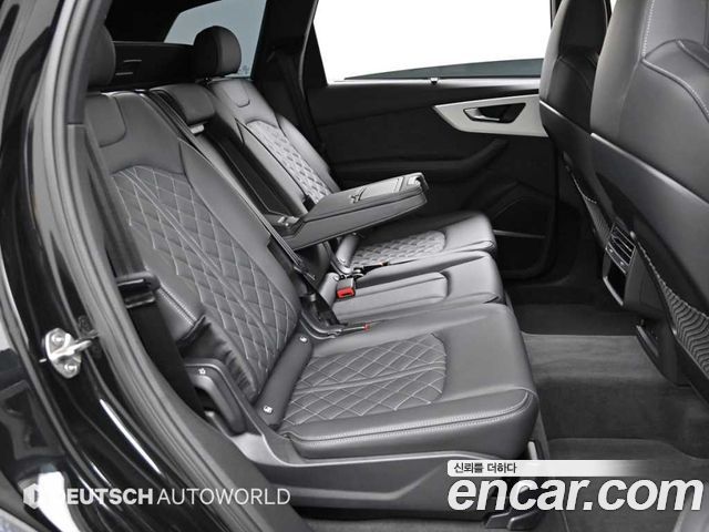 Audi Q7 2025 — photo 12