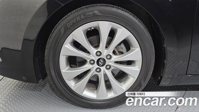 Hyundai Grandeur 2012 — photo 5