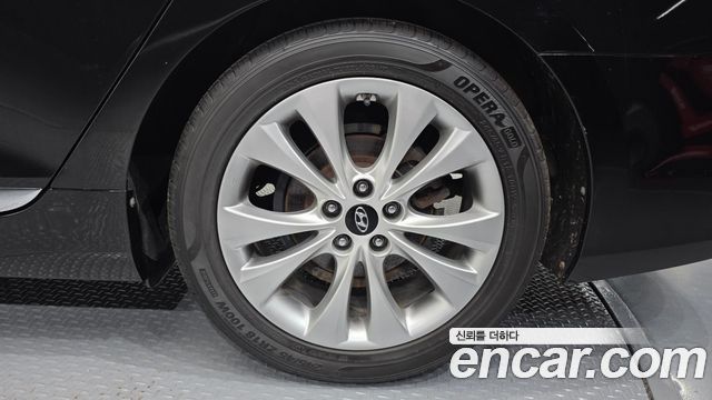 Hyundai Grandeur 2012 — photo 7
