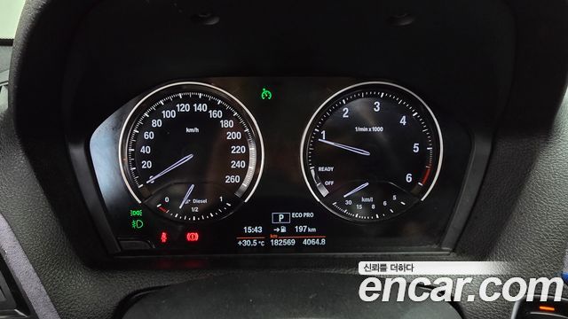 BMW 1-Series 2018 — photo 8