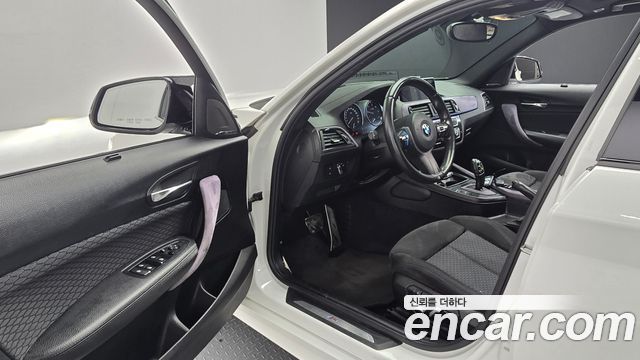 BMW 1-Series 2018 — photo 10