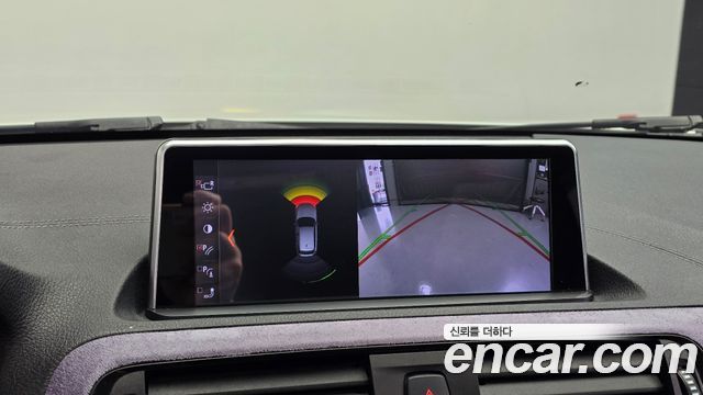 BMW 1-Series 2018 — photo 15